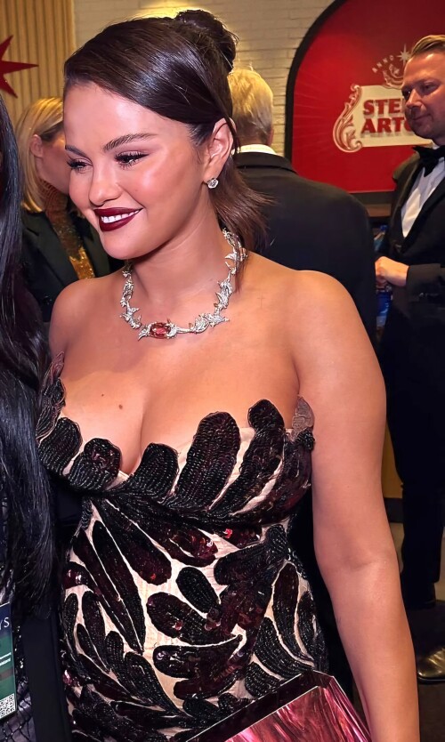 10000183111ea29a7e9a90e2c7