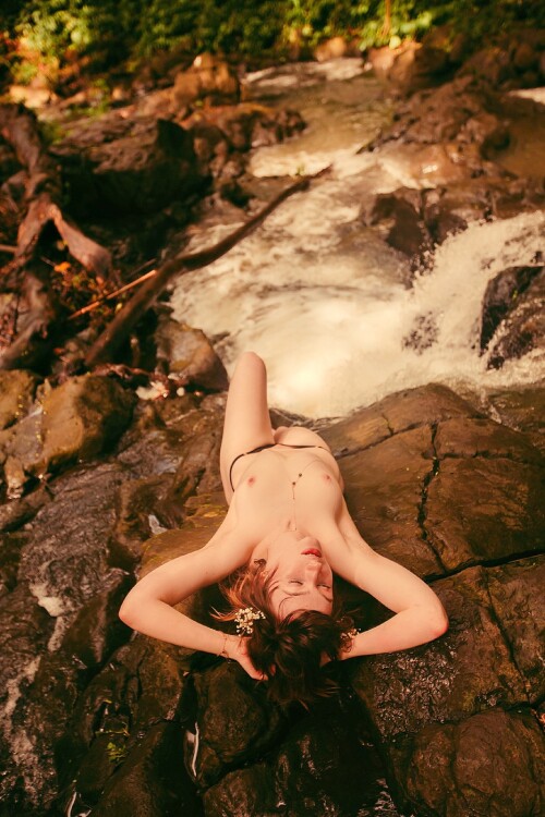 1000018769bdc419acb5ce0136