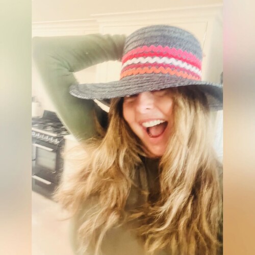 10000190764575f47aba7e5a82