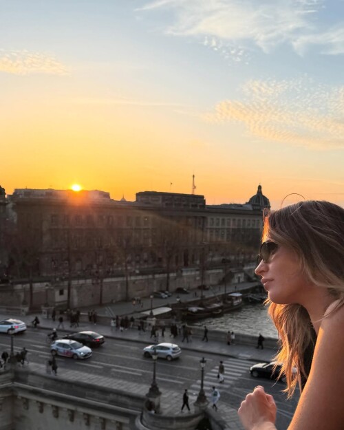 1000019270379992ef3118b06b