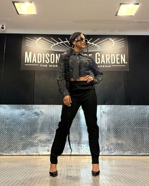 1000019298bcc74255bf93b4fe