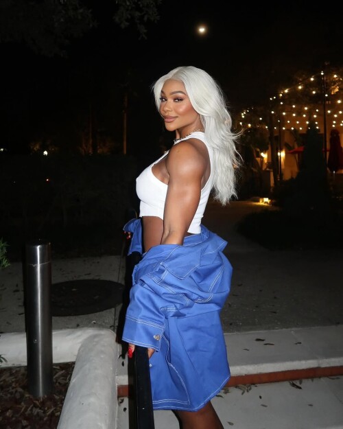 1000019394869c8caa63083c6b