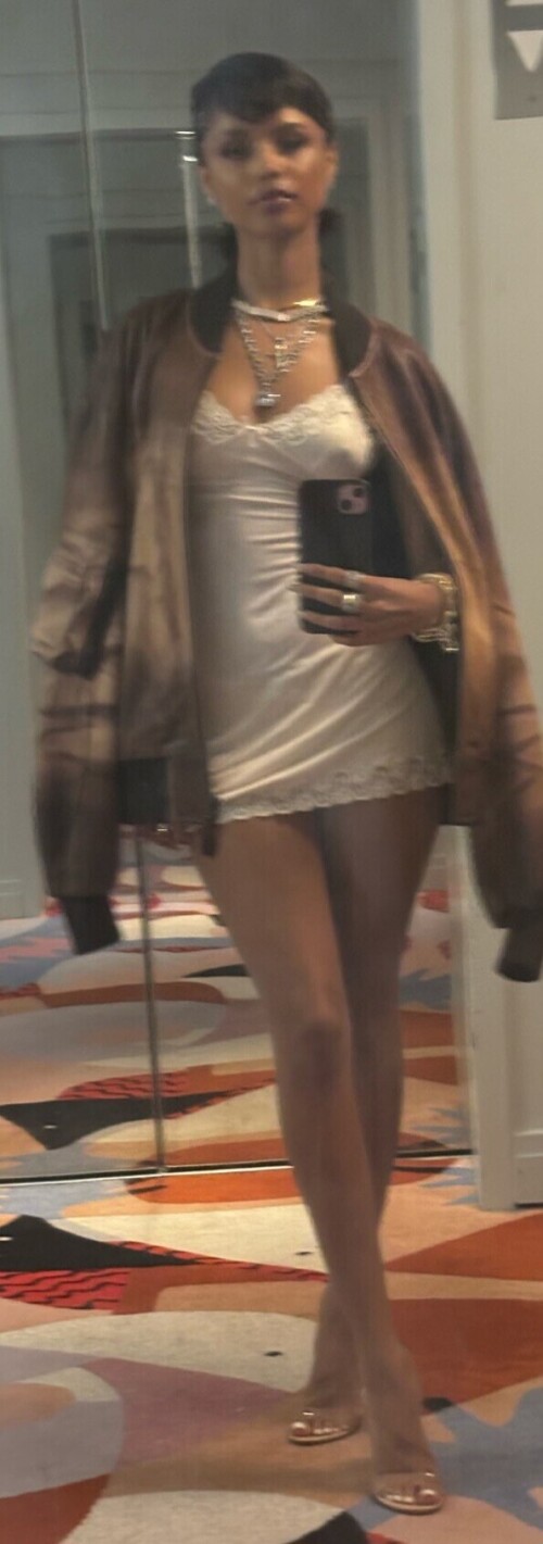 100001955795d11c6dd5d1303e