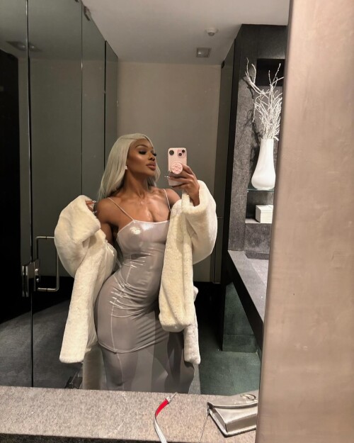 1000019659959c9dabc67fa390