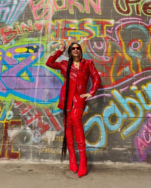 1000019663e27d4c244910988c