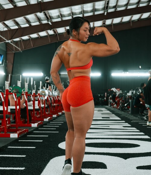 1000019877aa952b975b0d50e5