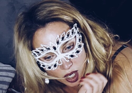 100001989651a4aab495aaa844