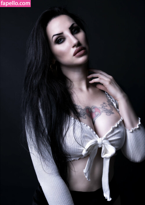 1000020116eac3749fb4d928a8