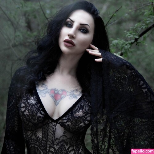 10000201179b1367784aabe305