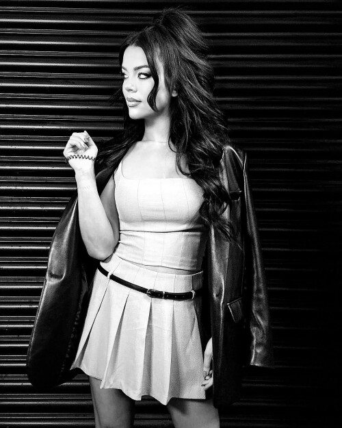 10000202092af34af65ce9b903