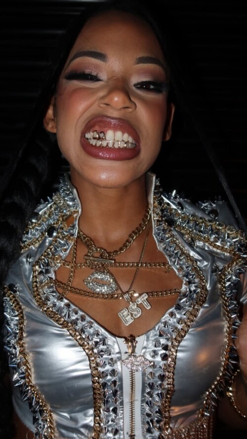 1000020223526a265f2d8d8b39