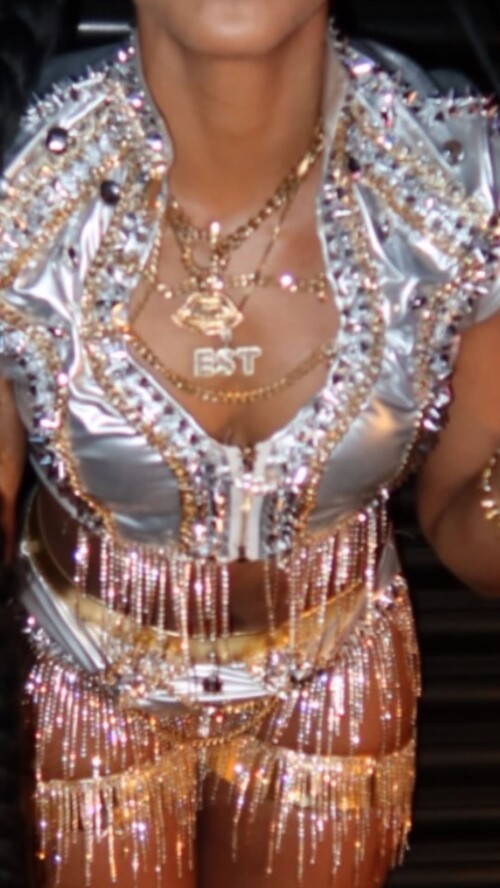 1000020225bfb9571a5bd3f093