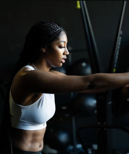 1000020247d1da8ed8d7137e05