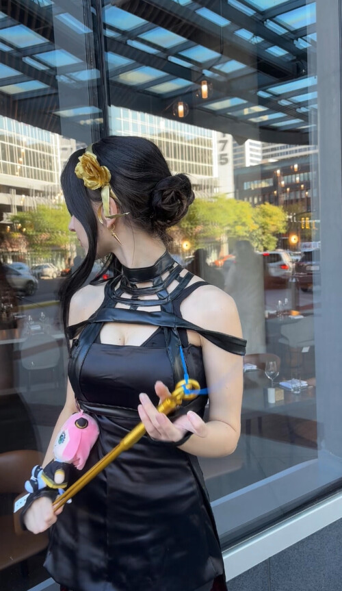 1000020286015acf51077b4f93