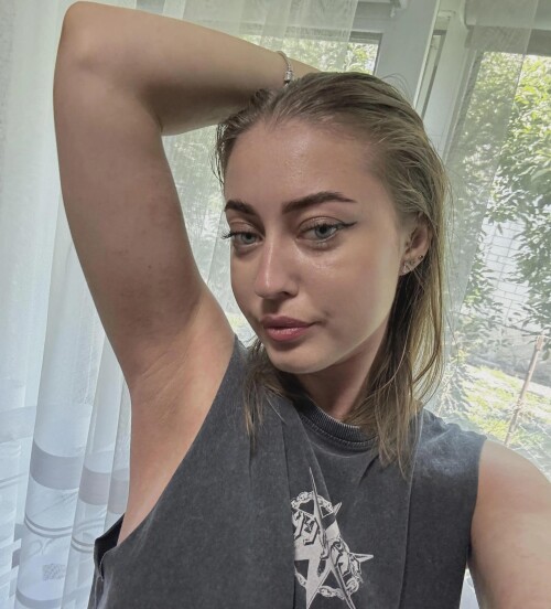 1000020370416af7be82485d9e