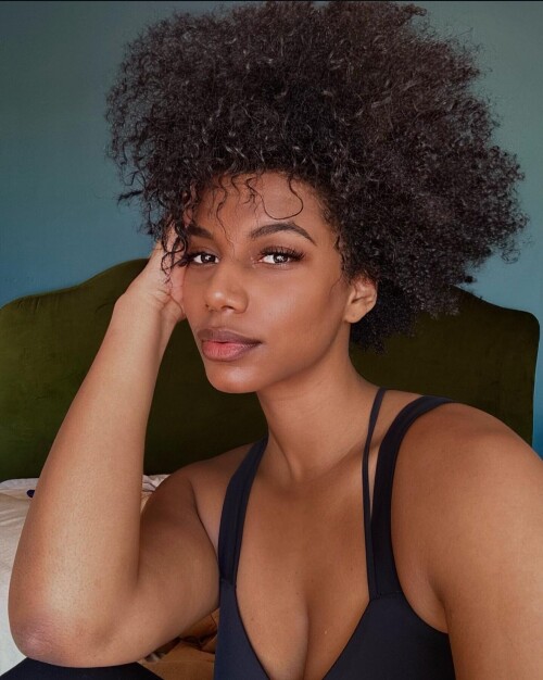 10000204345e57adcca434d2bb