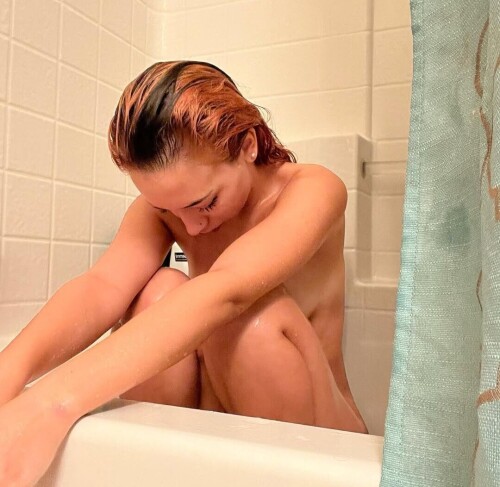 1000020484ba4c43bc3581a7e7