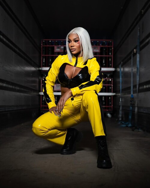 10000205332cb3d95733e5252a