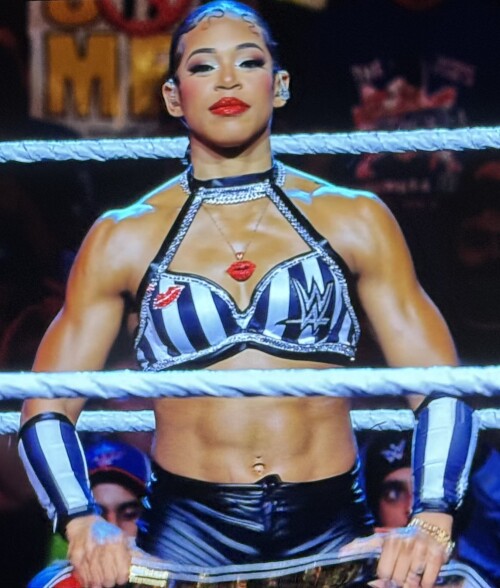 10000206496df33424d80b2d3c