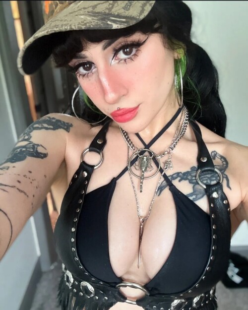 10000209089e386dbb95bb2929