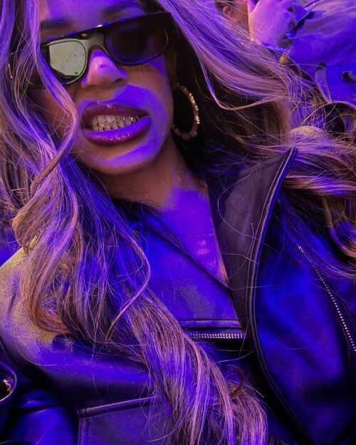 100002105124aea4a383fd8b62