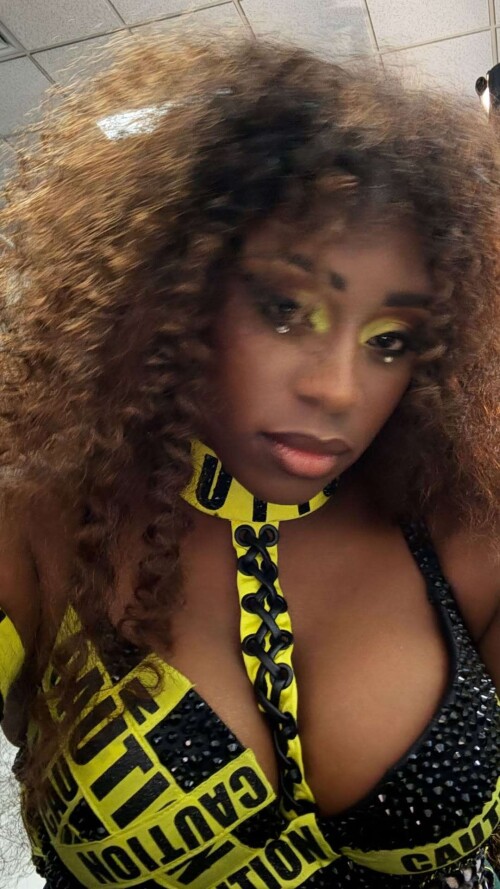 10000211989cd2736461521123