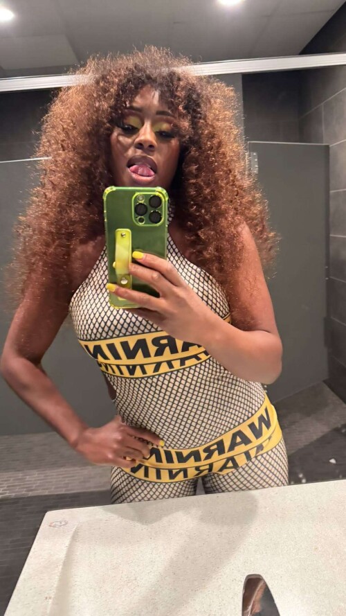 1000021201528f20a858336db3