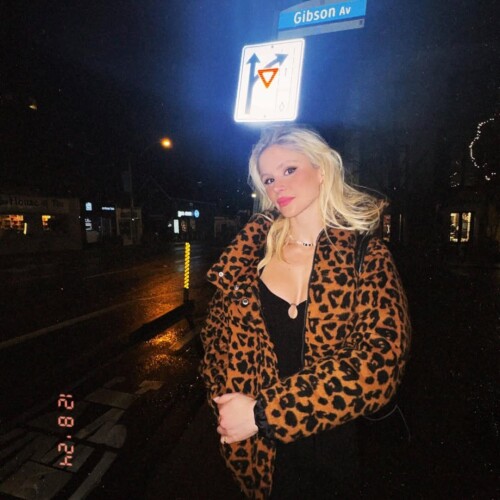 1000021272b148dde32e8e93e1