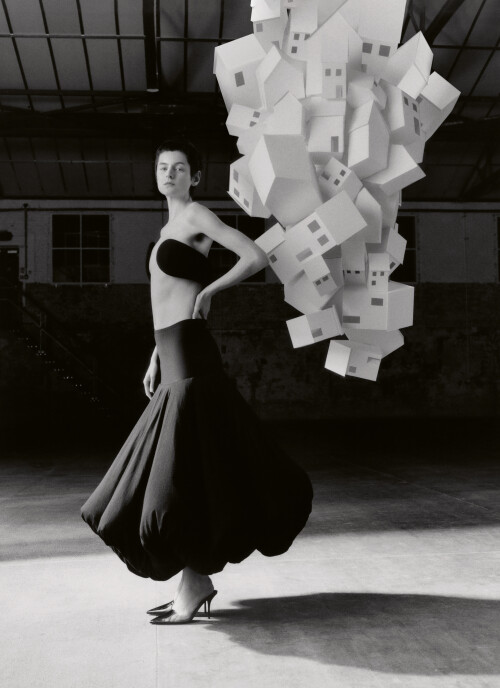 1000021410b8b408727a67d793