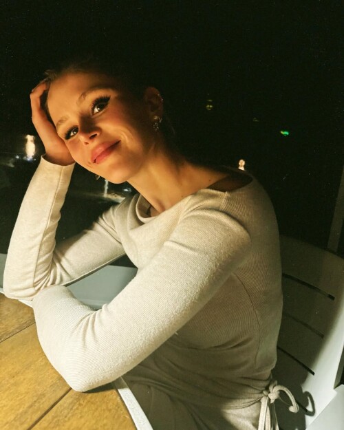 1000021436fb8504b1ca9abafa