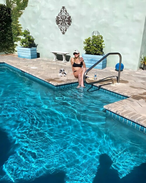 100002149134cb0b6227785a4d