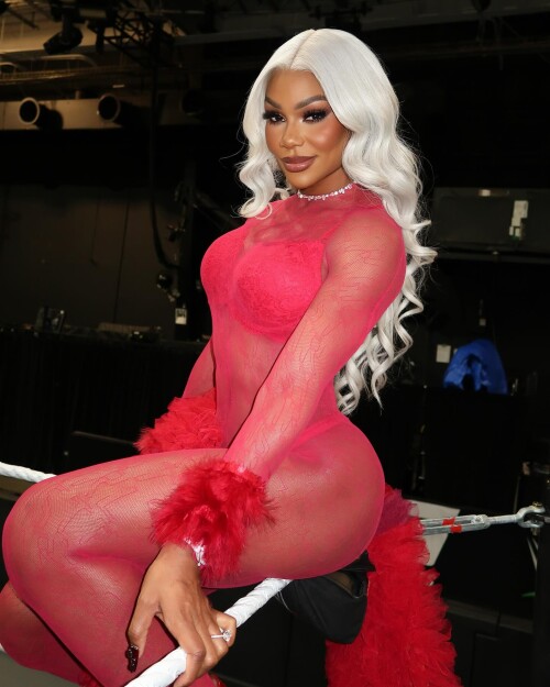 10000218404a2142ffdc216fa1