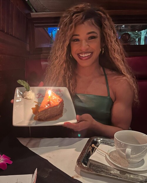 10000218845617fb020cb9c1ea