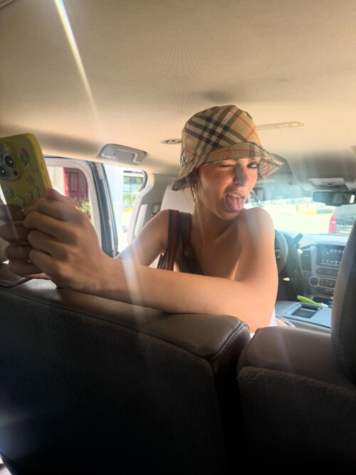 10000219692af598ccf6859e38