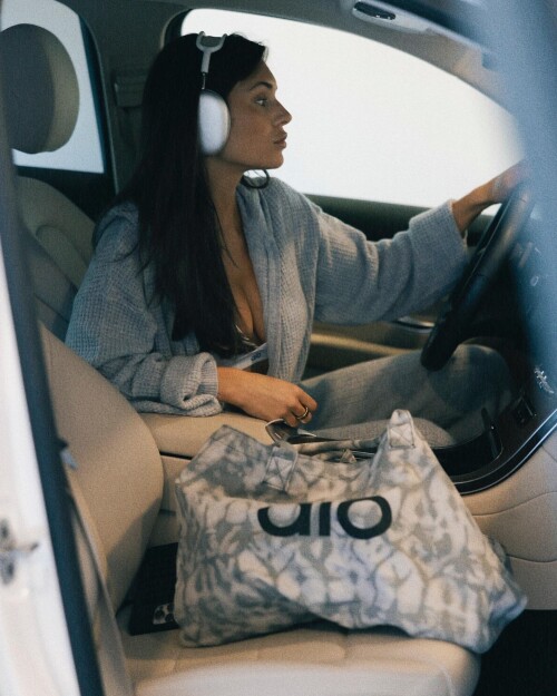 100002200600672258b8f76e45