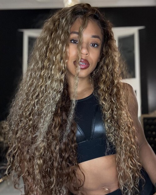 1000022048aaca122ca96e1f77