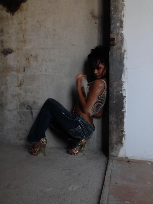 10000221252b06a76ac31d86ff