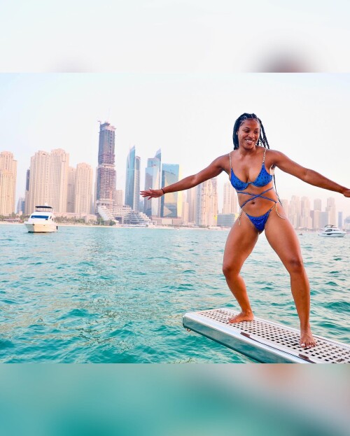 10000222520b3736046fb79990