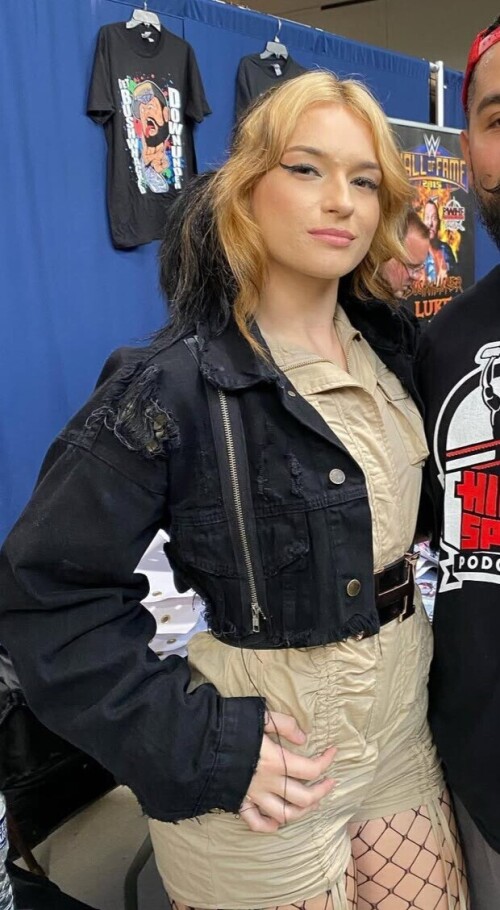 100002239062b7fdc83a42f20d