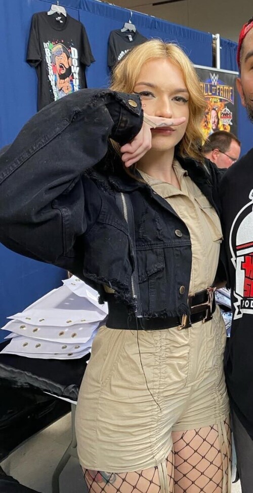 10000223911d95bc8cbca8e5af