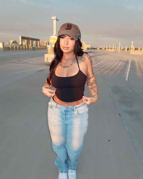 1000022456707b91b5171f54c8