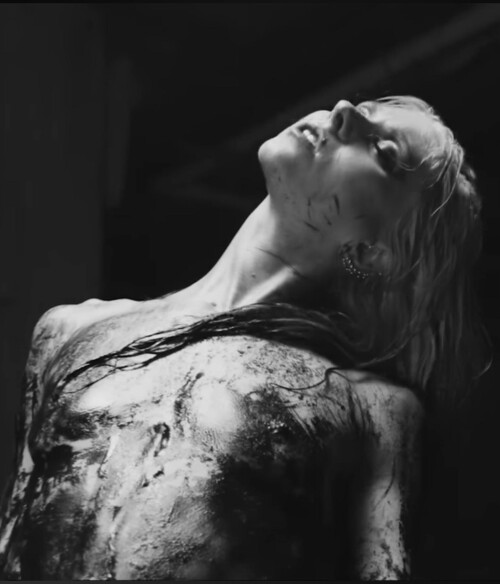 10000225671cfd986cd7f58191