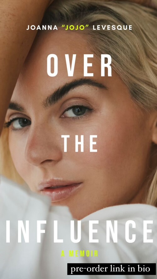 1000022693baf49c2ec6f41716