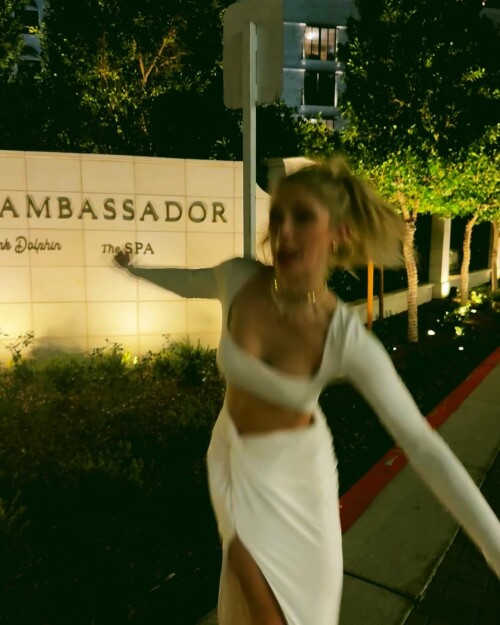 1000022890afdd300e478fd80e