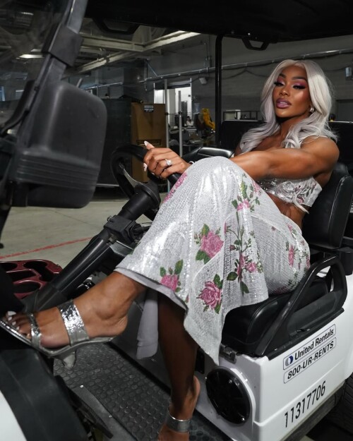 10000229082143e2ef6ed80d3b