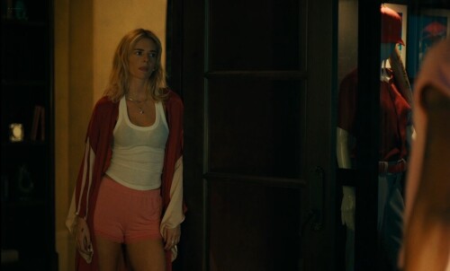 10000230055574b93eace18f4e