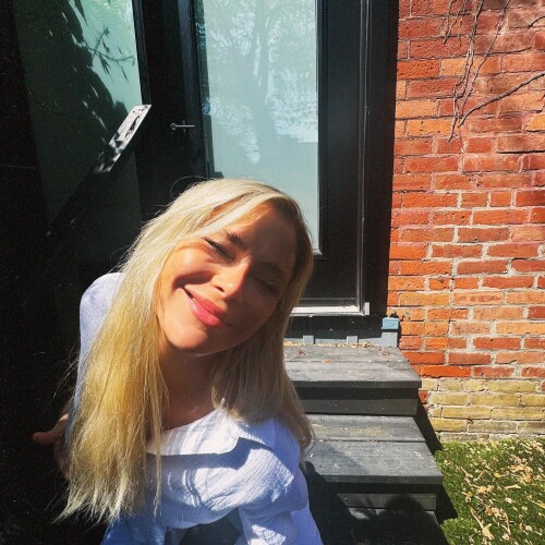 100002301111819494585d27fc