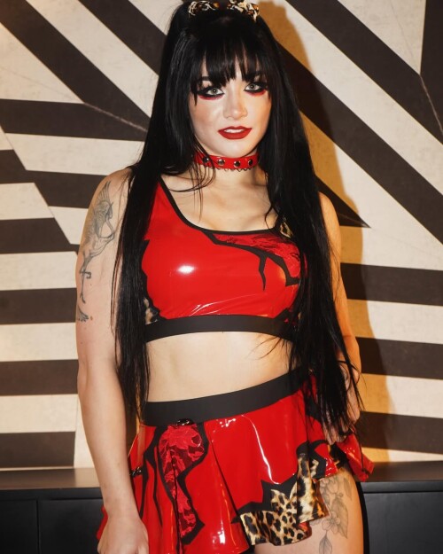 10000230217b2f2ea85063369e