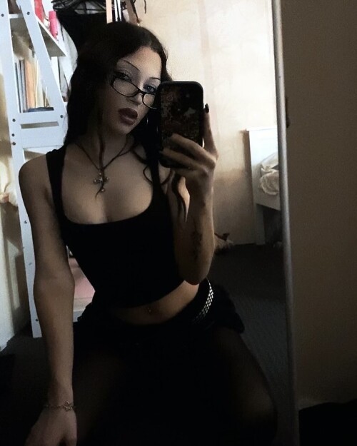 10000230303f0b6d3bb7738d52