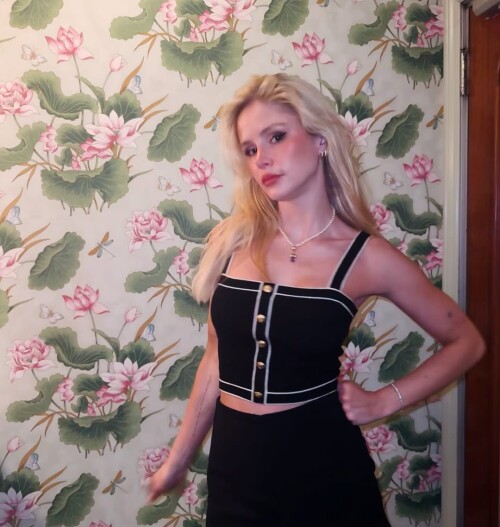 1000023178c112f1a25afe2350